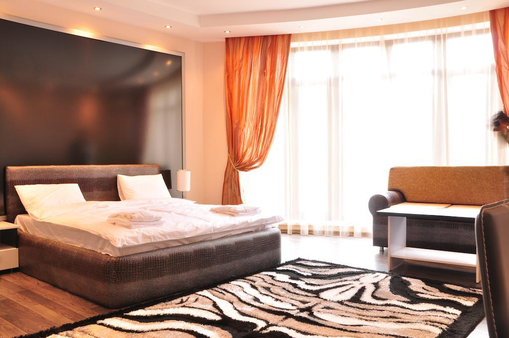 Imperial Hotel Chisinau Eksteriør bilde